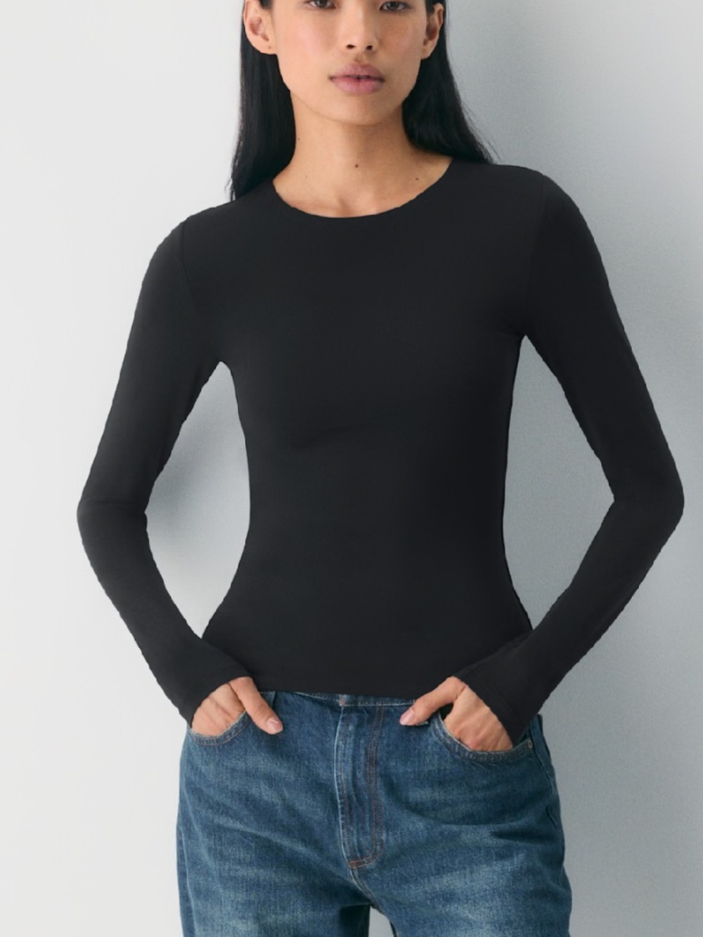 Aritzia Black Original Contour Splendid Crew Longsleeve